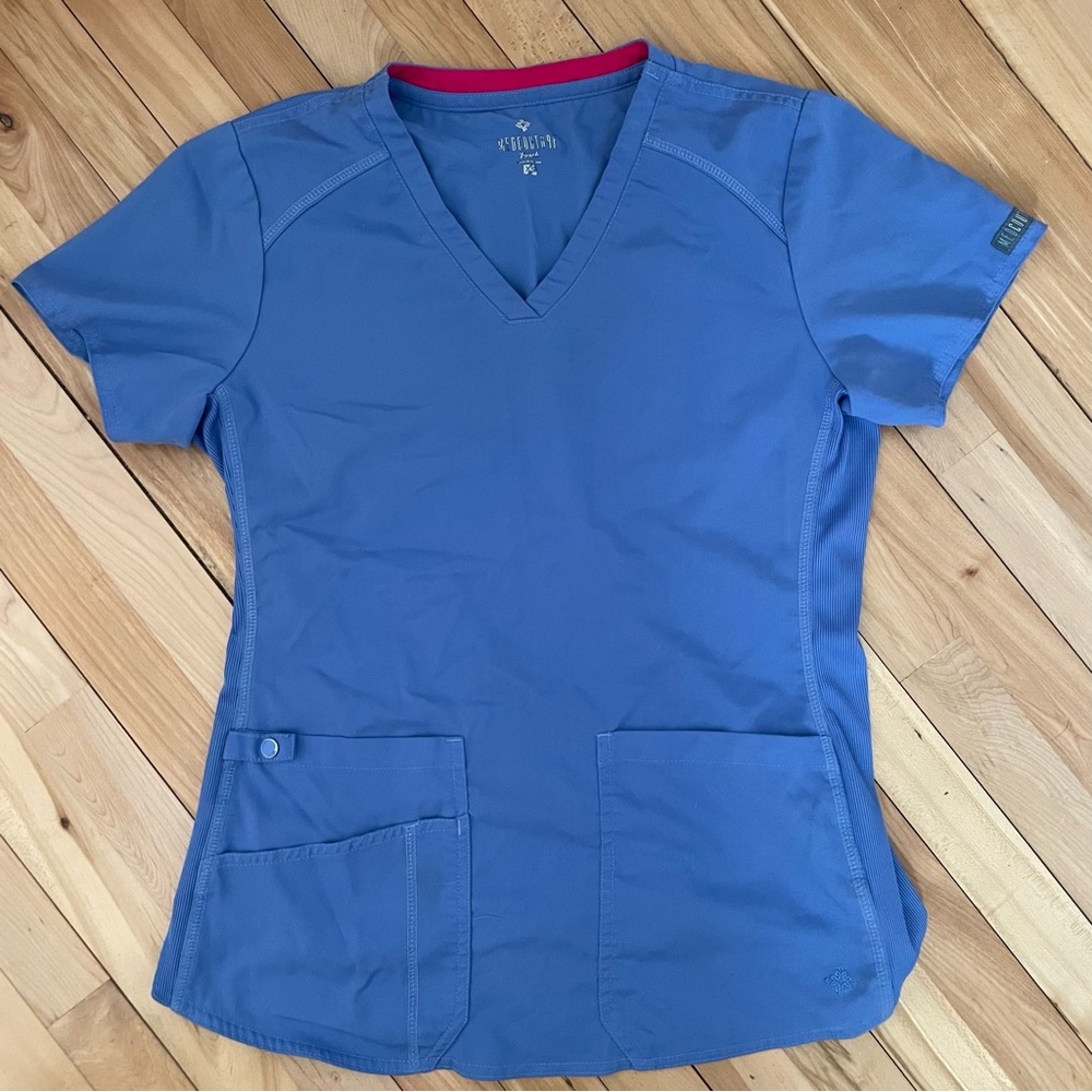 *24hrs only!* Med Couture XS ceil blue scrub top